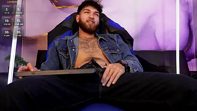 Oliver Dallas1 online show from 04/17/26, 04:59