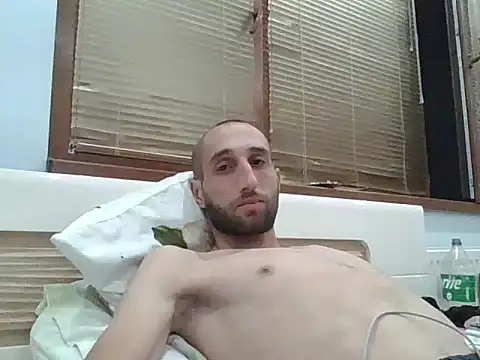 Snapshot of stiven121312 chatting on 07/10/26, 07:58 stiven121312 online show from 07/10/26, 07:58