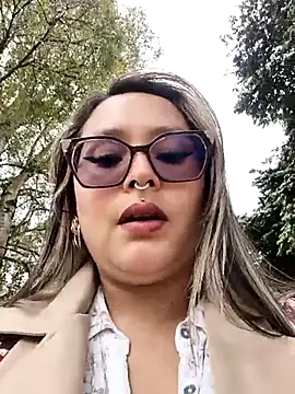 annie 27 online show from 03/24/26, 03:23