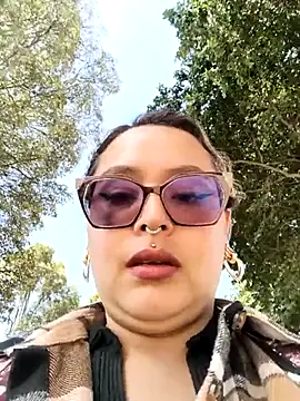 annie 27 online show from 03/19/26, 03:34