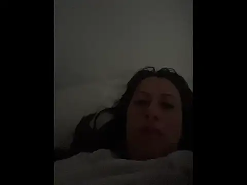 Snapshot of ItsAmara chatting on 04/03/26, 04:02 ItsAmara online show from 04/03/26, 04:02