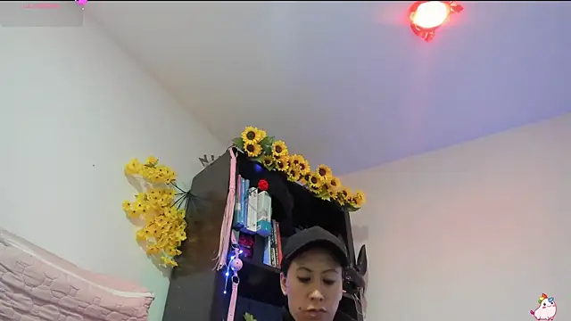 ItsAmara online show from 06/10/26, 01:01