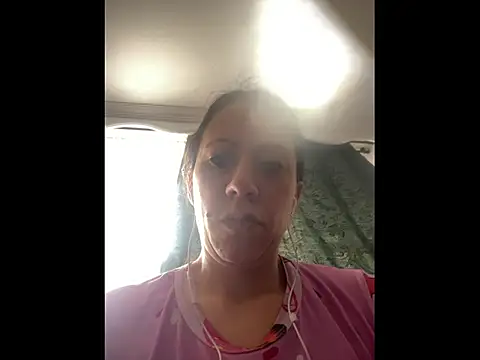 ItsAmara online show from 06/20/26, 07:19