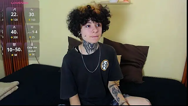 JuneBlake  online show from 03/14/26, 07:42