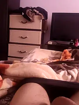 JoyousArray85 online show from 04/01/26, 01:41