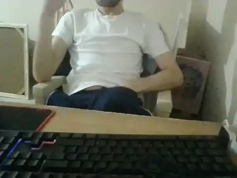 Bigfeet47dikcis17 online show from 03/13/26, 12:59