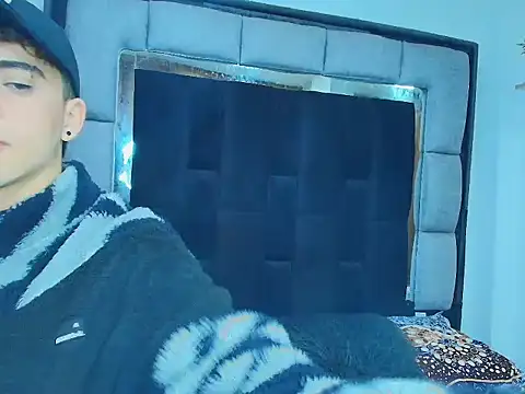 Brax Valencia online show from 03/26/26, 01:31