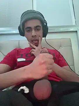 iLoveGirlsOnlyStr8Asf online show from 03/20/26, 08:48