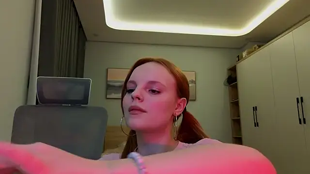 mollybossy online show from 04/13/26, 12:20