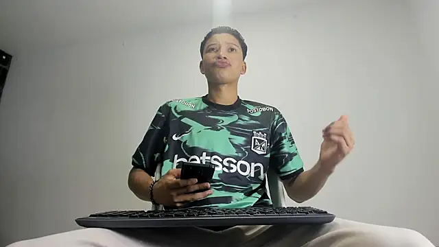thiago bigcock 1 online show from 05/29/26, 02:06