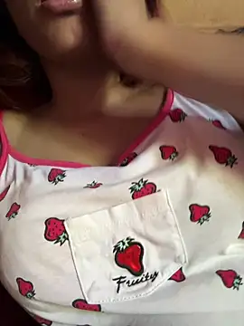 Snowygirl11 online show from 04/20/26, 04:15