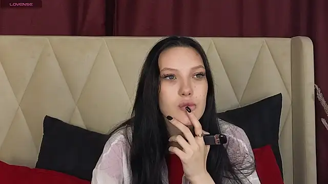 Snapshot of LeraHayes chatting on 03/17/26, 02:25 LeraHayes online show from 03/17/26, 02:25