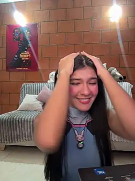 Snapshot of xayah_cute chatting on 04/07/26, 05:42 xayah cute online show from 04/07/26, 05:42