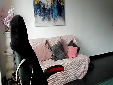 Snapshot of Lilyt_Cooper chatting on 03/24/26, 08:53 Lilyt Cooper online show from 03/24/26, 08:53