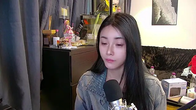 XiaoYuBao- online show from 03/13/26, 07:46