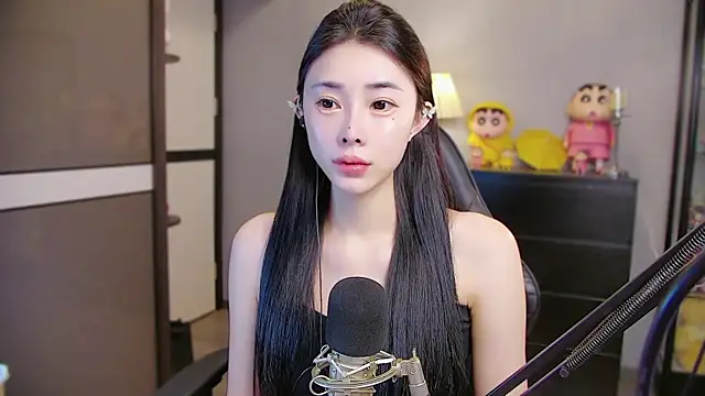Snapshot of XiaoYuBao- chatting on 07/11/26, 03:45 XiaoYuBao- online show from 07/11/26, 03:45