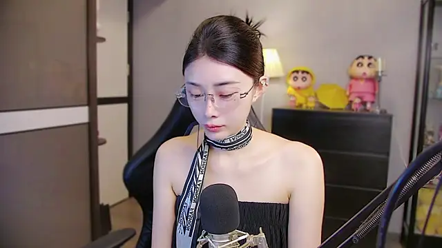 Snapshot of XiaoYuBao- chatting on 07/05/26, 06:15 XiaoYuBao- online show from 07/05/26, 06:15