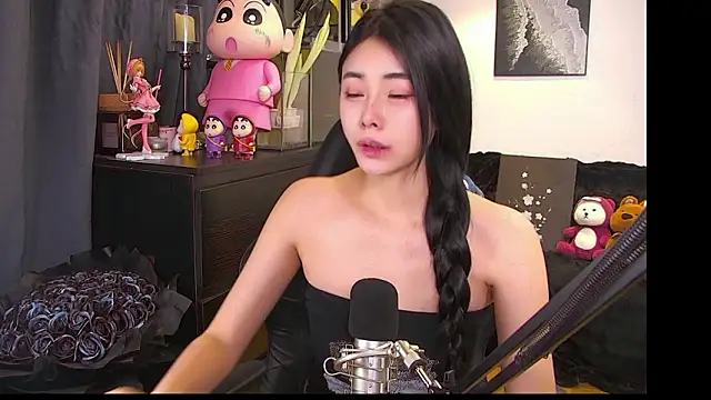 XiaoYuBao- online show from 03/25/26, 02:38