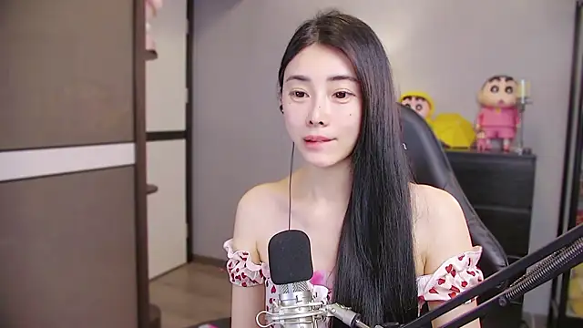 XiaoYuBao- online show from 04/13/26, 07:29
