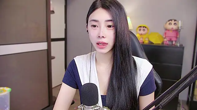 XiaoYuBao- online show from 04/19/26, 06:10