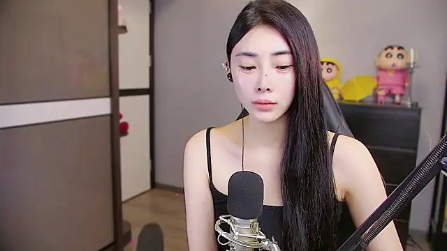 XiaoYuBao- online show from 05/18/26, 01:38