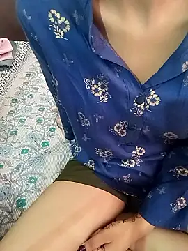 Snapshot of ritika_gupta02 chatting on 03/26/26, 07:06 ritika gupta02 online show from 03/26/26, 07:06