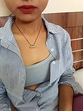 Snapshot of ritika_gupta02 chatting on 04/09/26, 09:37 ritika gupta02 online show from 04/09/26, 09:37