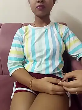 Snapshot of ritika_gupta02 chatting on 04/13/26, 02:59 ritika gupta02 online show from 04/13/26, 02:59