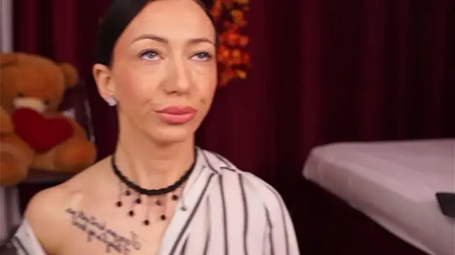 Snapshot of RubyFever chatting on 03/23/26, 05:07 RubyFever online show from 03/23/26, 05:07