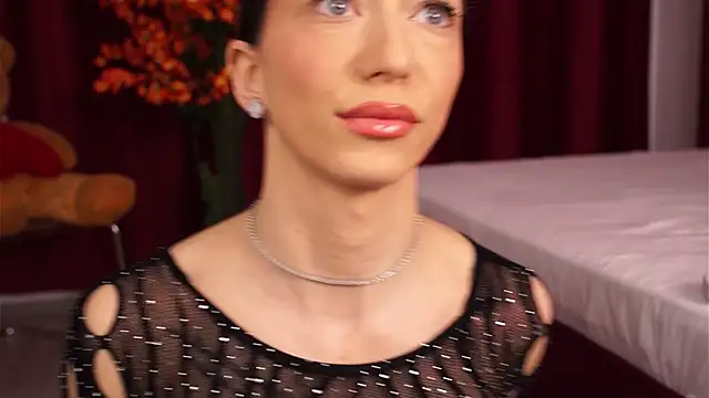 Snapshot of RubyFever chatting on 03/18/26, 05:10 RubyFever online show from 03/18/26, 05:10