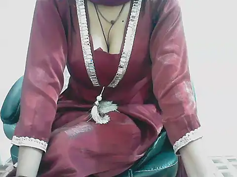 ragini bby online show from 05/30/26, 03:13