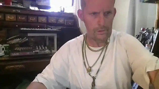 strokingjoe14585 online show from 04/17/26, 08:00