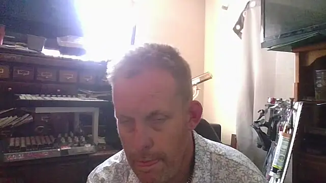 strokingjoe14585 online show from 04/13/26, 03:16