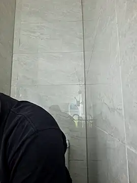 bigmillz32 online show from 04/15/26, 04:44