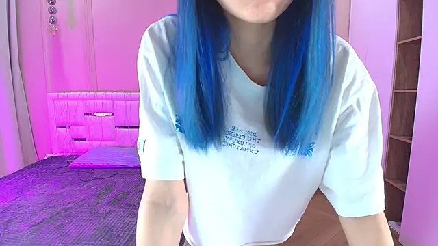 Snapshot of mimi_m00n chatting on 04/03/26, 07:09 mimi m00n online show from 04/03/26, 07:09