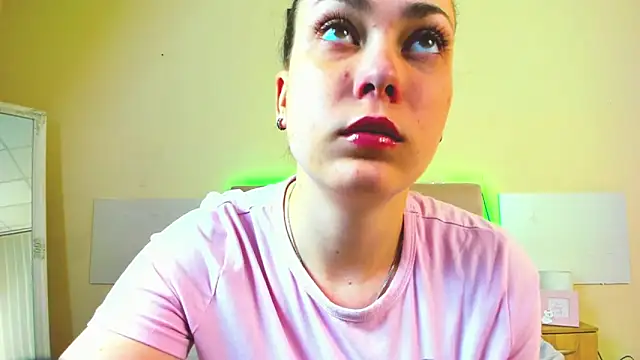 MelanieCuty online show from 05/30/26, 05:36