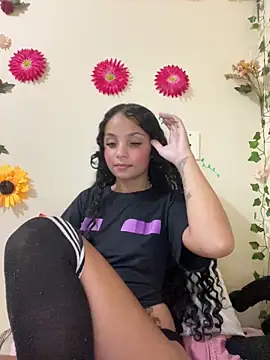 Snapshot of SpidderSecret chatting on 04/09/26, 02:02 SpidderSecret online show from 04/09/26, 02:02