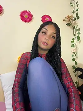 Snapshot of SpidderSecret chatting on 04/16/26, 02:45 SpidderSecret online show from 04/16/26, 02:45