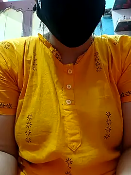 tulidas96778 online show from 04/06/26, 02:51