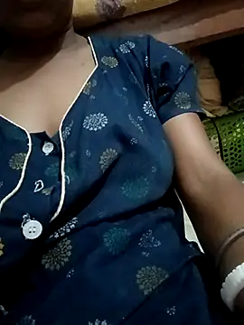 tulidas96778 online show from 04/01/26, 01:23