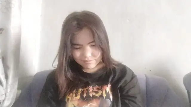 CuteAngell online show from 04/12/26, 09:12