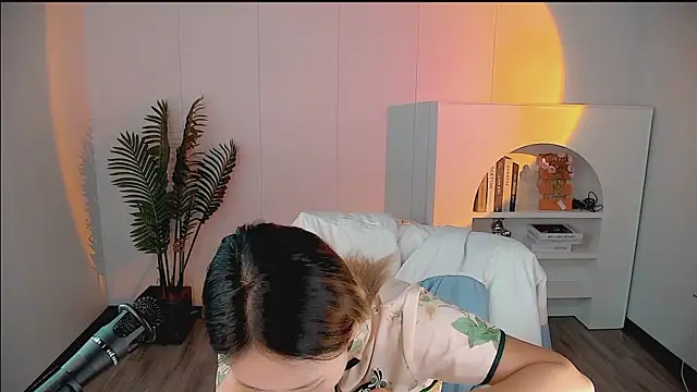 zhoulan-bb online show from 04/01/26, 02:24