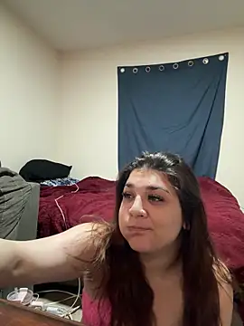 treasurebabii online show from 04/08/26, 08:49