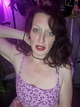 Snapshot of PurpleBunnyxo chatting on 05/12/26, 05:04 PurpleBunnyxo online show from 05/12/26, 05:04