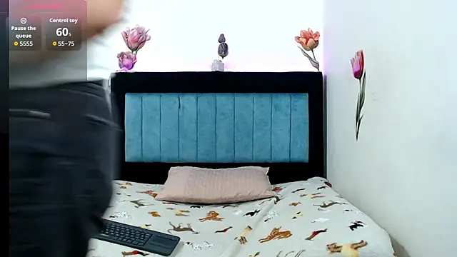 KARLYXS online show from 03/30/26, 12:06