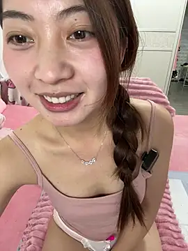 Snapshot of tiantian_niu chatting on 04/18/26, 01:24 tiantian niu online show from 04/18/26, 01:24