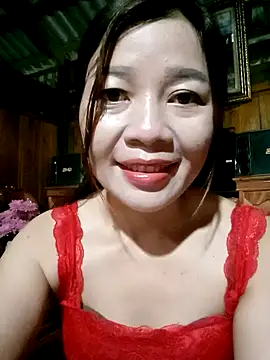 Yiyi102300 online show from 05/03/26, 10:57