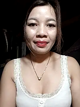 Yiyi102300 online show from 03/28/26, 01:01