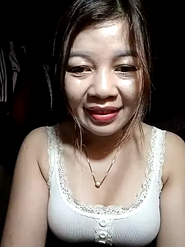 Yiyi102300 online show from 04/03/26, 11:55