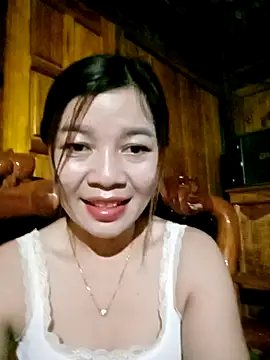 Yiyi102300 online show from 04/13/26, 01:04